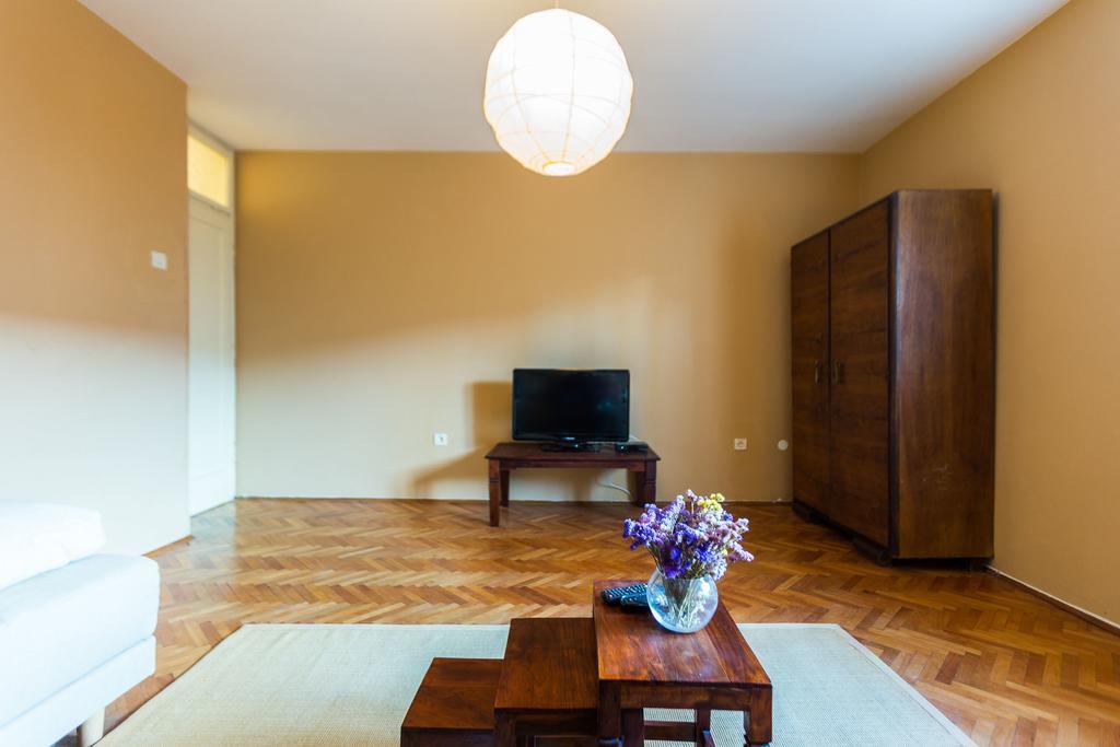 Lavender Apt. W. Balcony In Old Town Zadar Room photo
