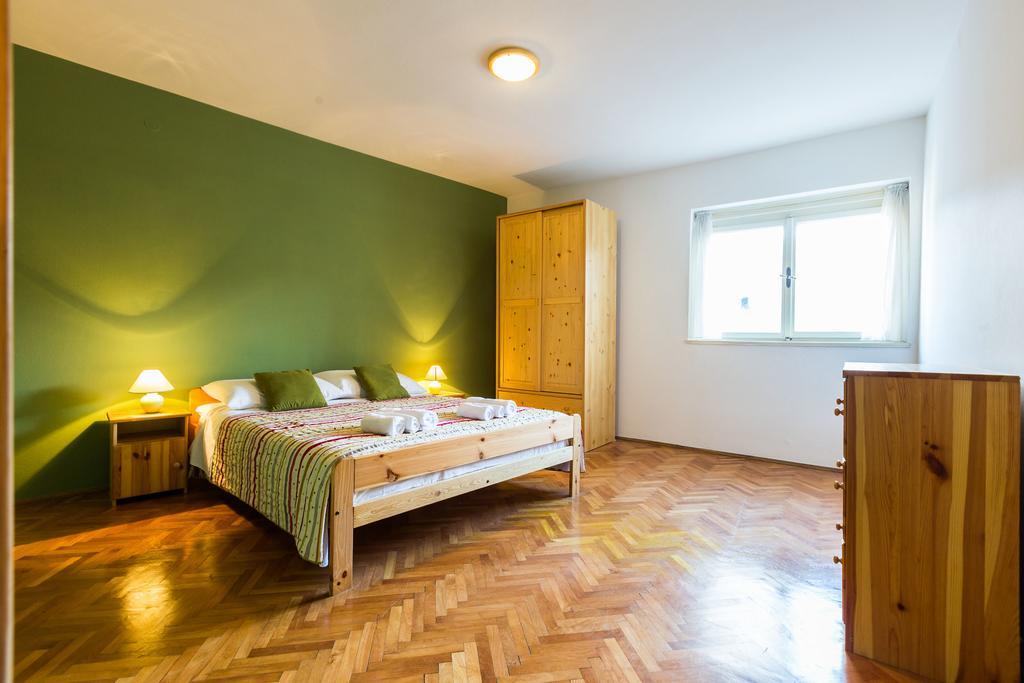 Lavender Apt. W. Balcony In Old Town Zadar Room photo
