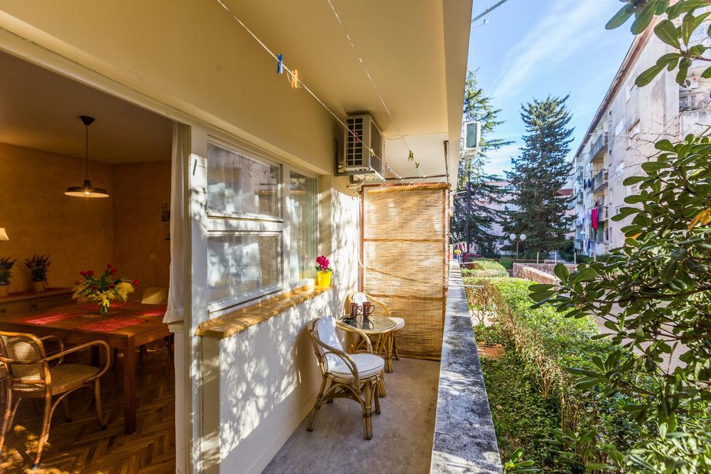 Lavender Apt. W. Balcony In Old Town Apartment Zadar Room photo