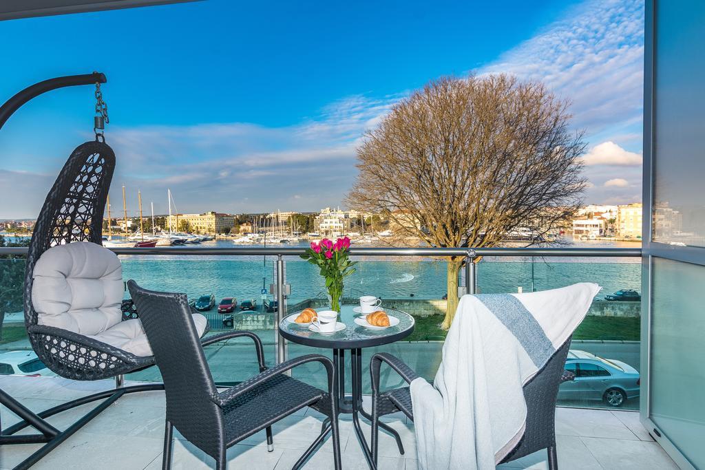 Lavender Apt. W. Balcony In Old Town Apartment Zadar Exterior photo