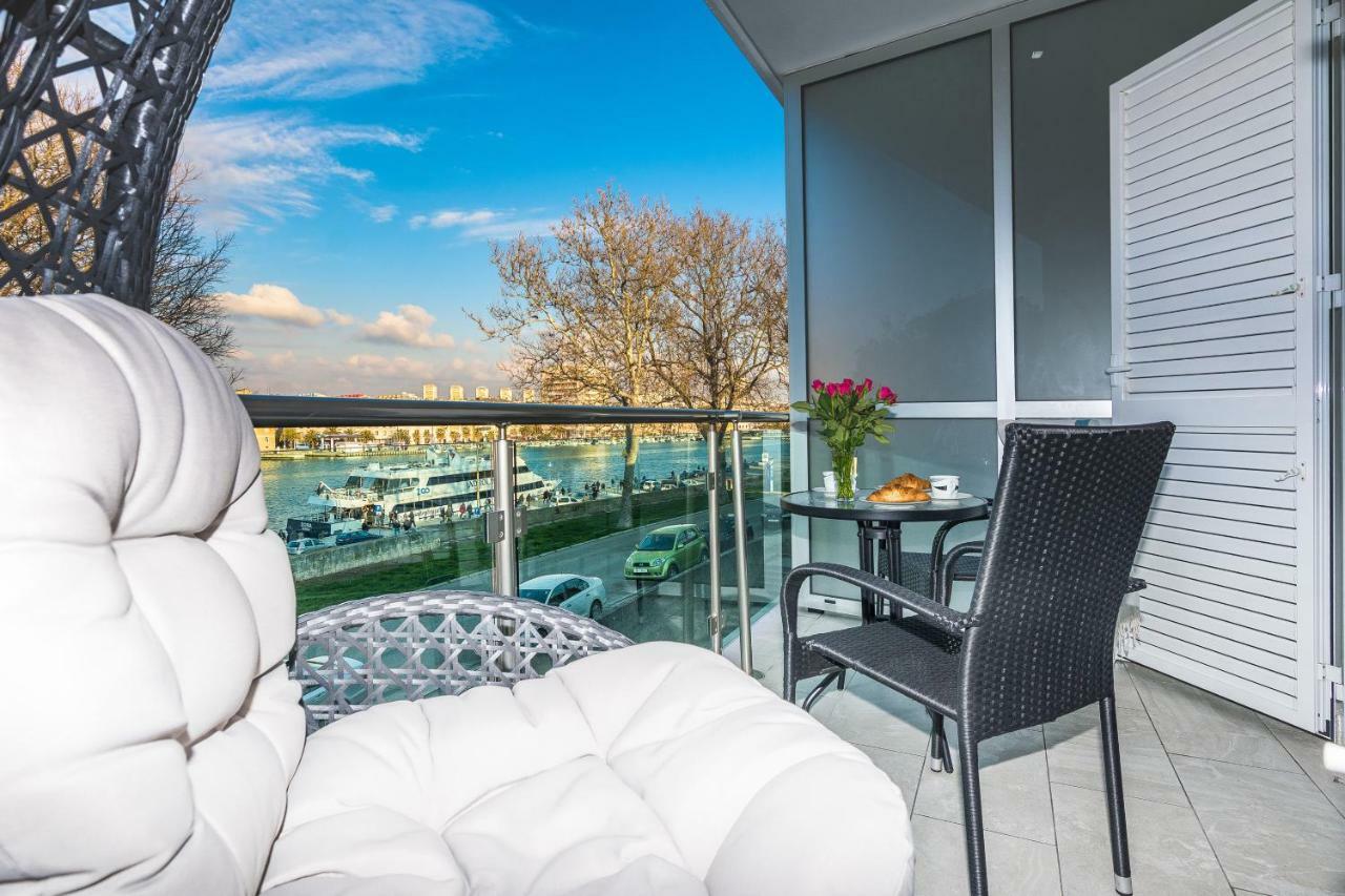 Lavender Apt. W. Balcony In Old Town Zadar Exterior photo